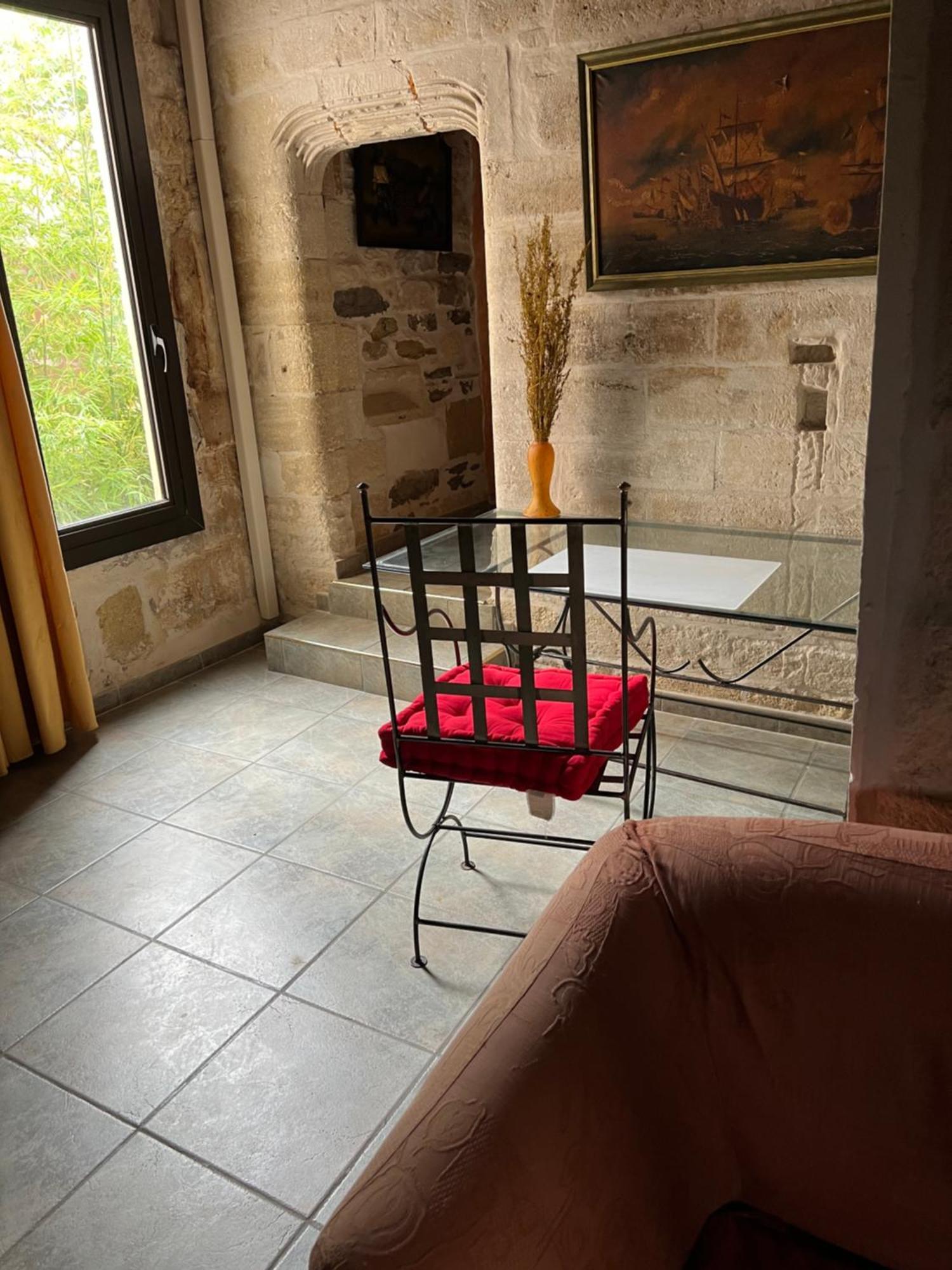 La Maison Sur La Place Aigues-Mortes Zewnętrze zdjęcie
